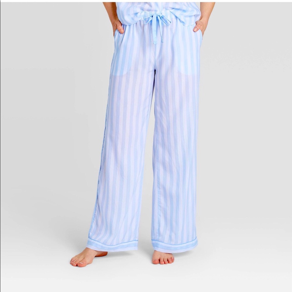 Target Striped Womens Cool Pajama Pants XS Stars Above Joggers